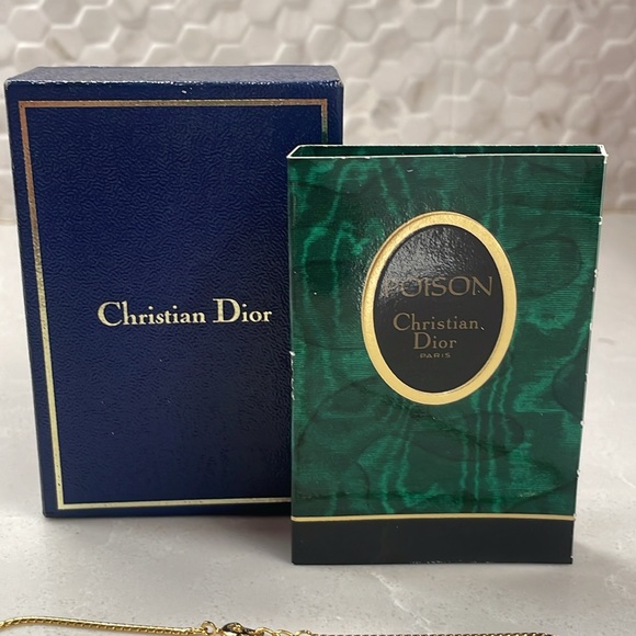 Vintage Christian Dior Gold Hexagon Perfume Diffuser Necklace - Picture 6 of 8